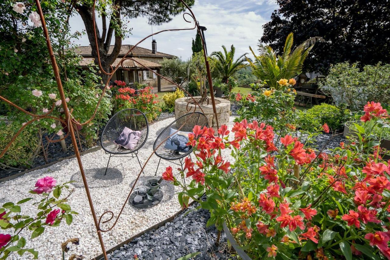 Bed and Breakfast Le Bassin Du Tertre Fronsac  Экстерьер фото
