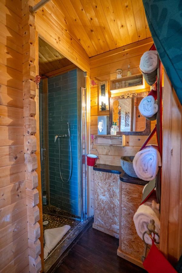 Bed and Breakfast Le Bassin Du Tertre Fronsac  Экстерьер фото