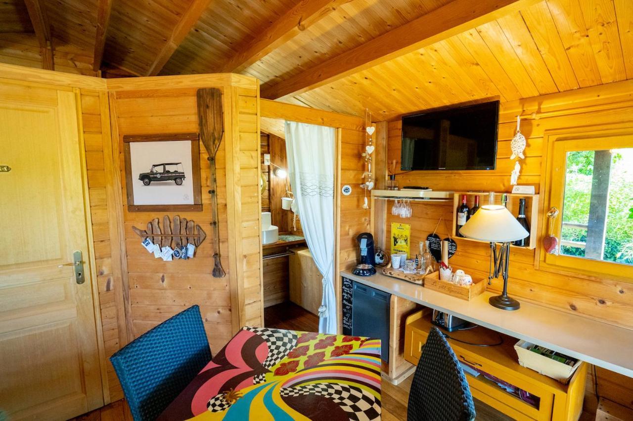 Bed and Breakfast Le Bassin Du Tertre Fronsac  Экстерьер фото